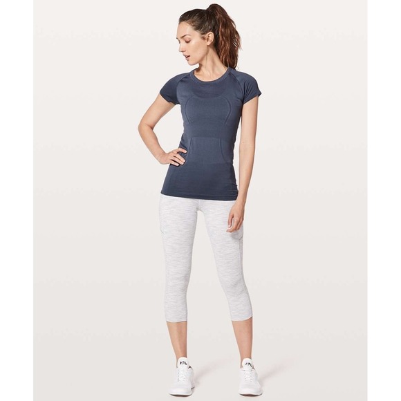 Lululemon Swiftly Tech Short Sleeve CrewDazed / Dazed Size 4 W3MEBS - Picture 9 of 11